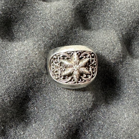 Chrome Hearts Other - Chrome Hearts six point with diamond center men's ring